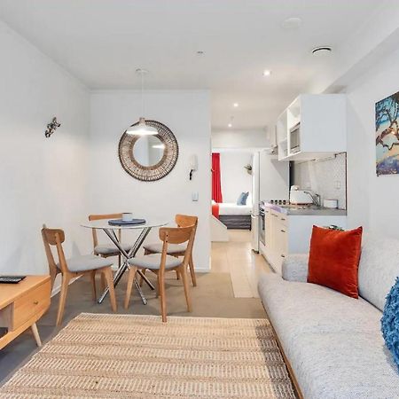 Metro Living Apt Near Skytower And Parking Оукланд Екстериор снимка