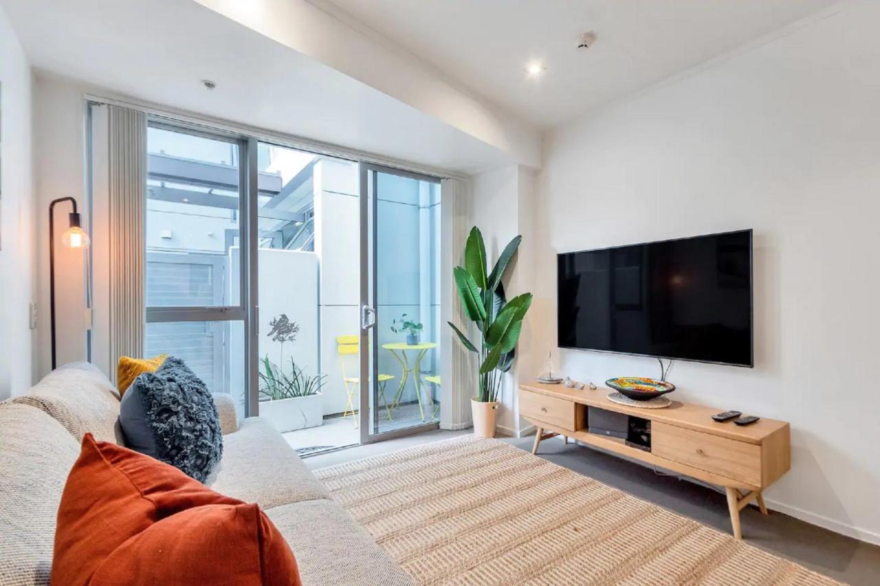 Metro Living Apt Near Skytower And Parking Оукланд Екстериор снимка