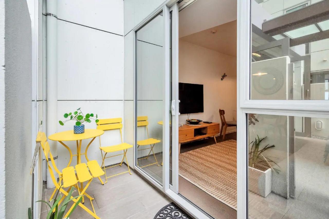 Metro Living Apt Near Skytower And Parking Оукланд Екстериор снимка